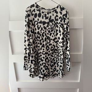 BomBom soft Leopard Print Long Sleeve Top large